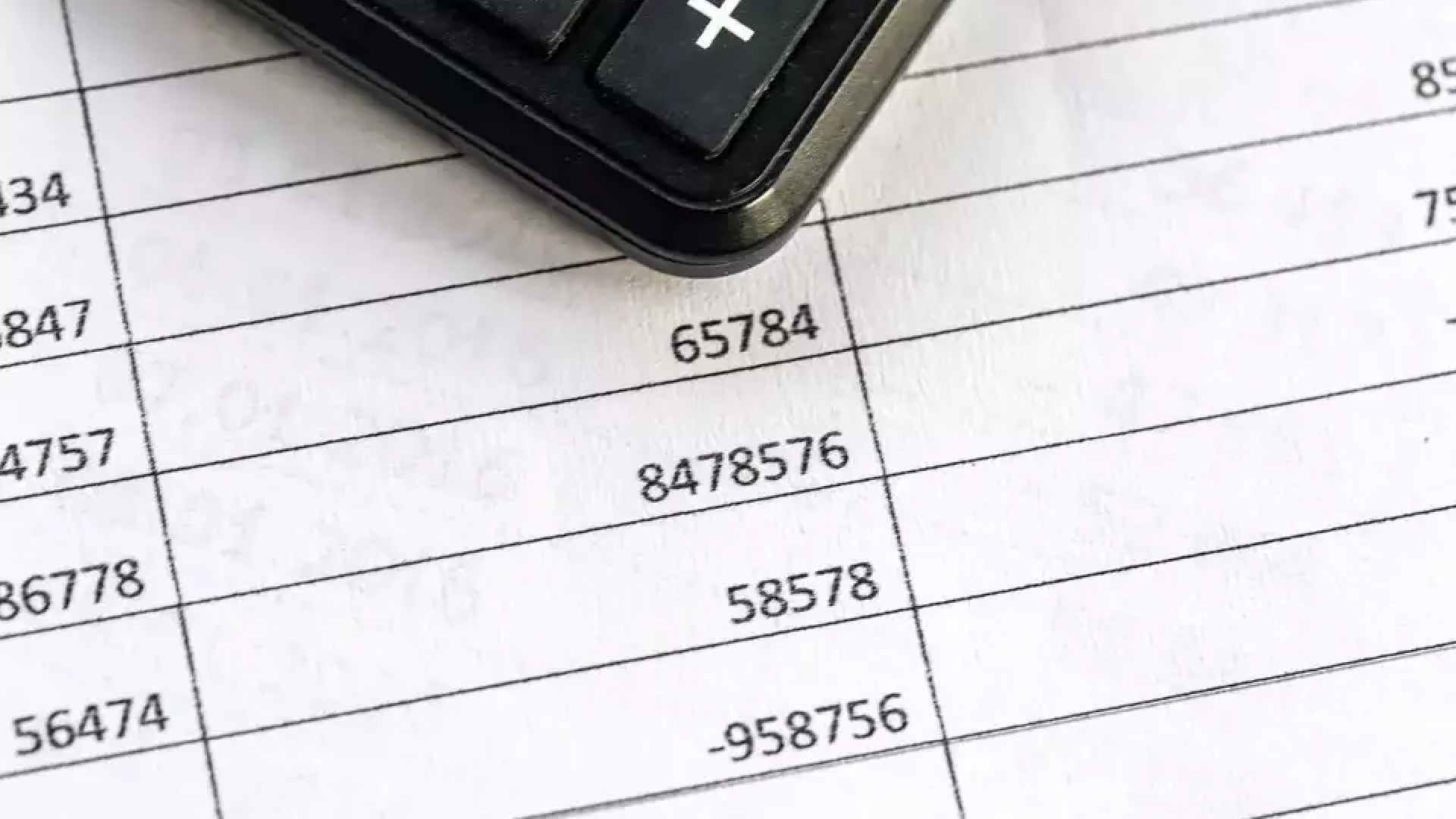 gratuity calculator Qatar